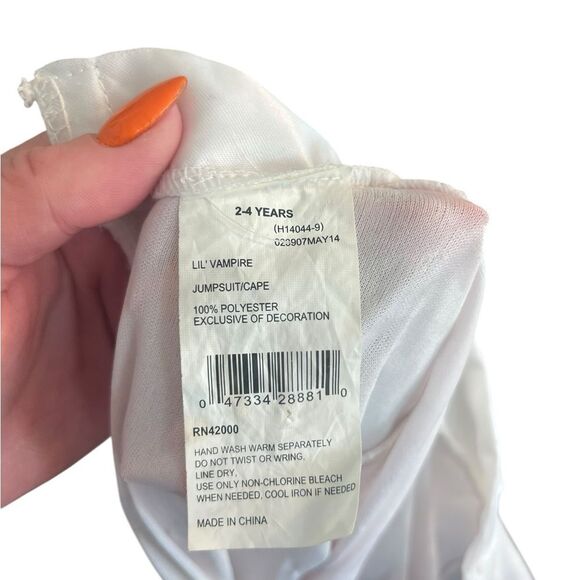 Kids Vampire Dracula Costume Set – Cape, Vest, White Ruffled Shirt & Pants 2-4 - Picture 5 of 5